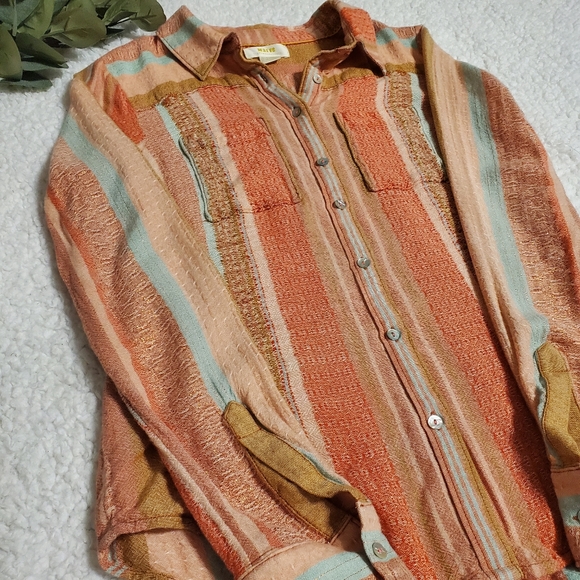 Maeve By Anthro Textured Buttom Down - Picture 3 of 8